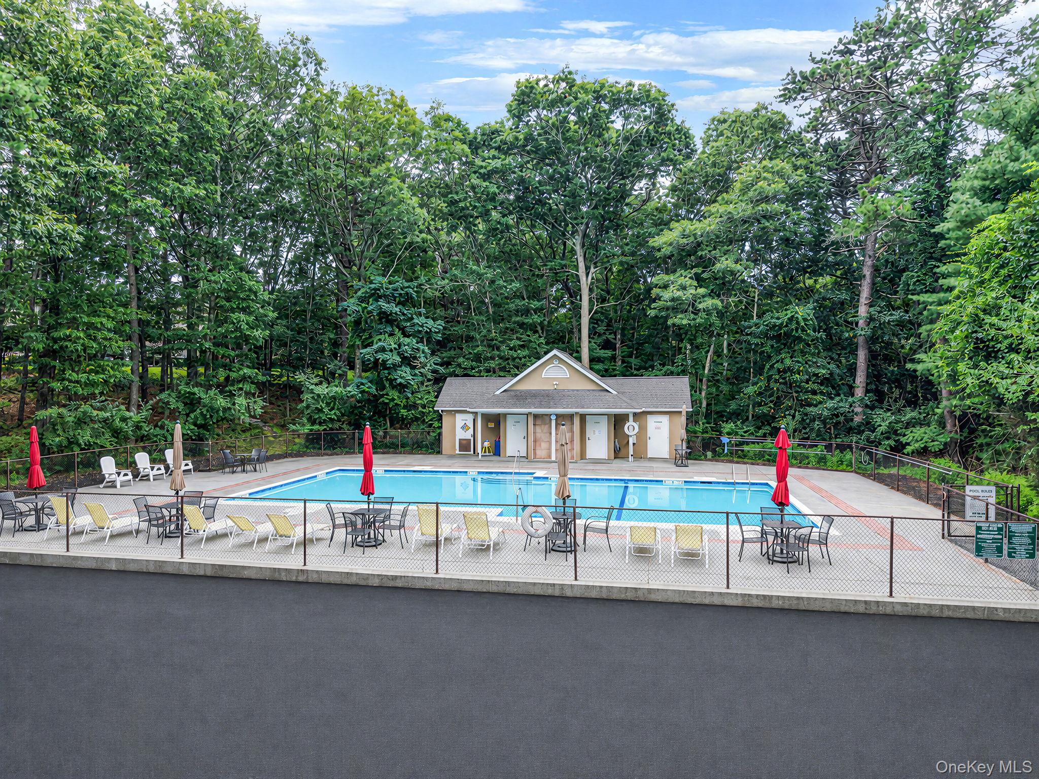 26 Kettle Hole Road Property Photo 12