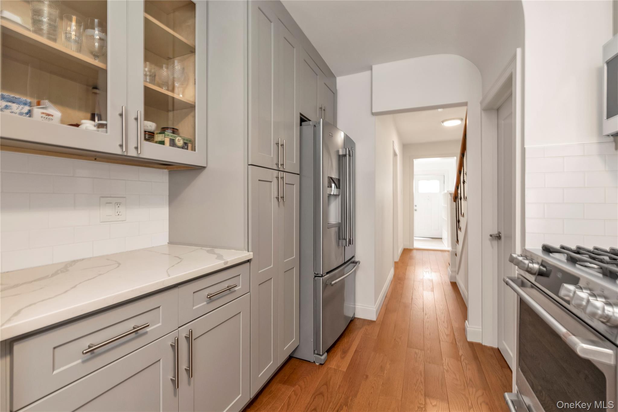 30-91 37th Street Property Photo 8