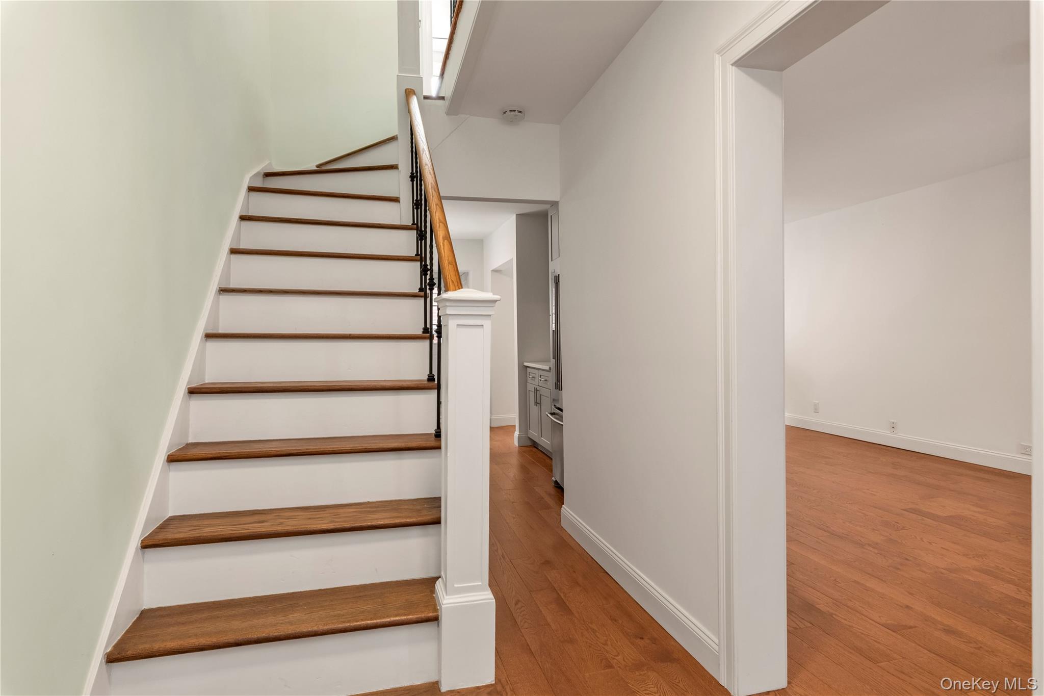30-91 37th Street Property Photo 10