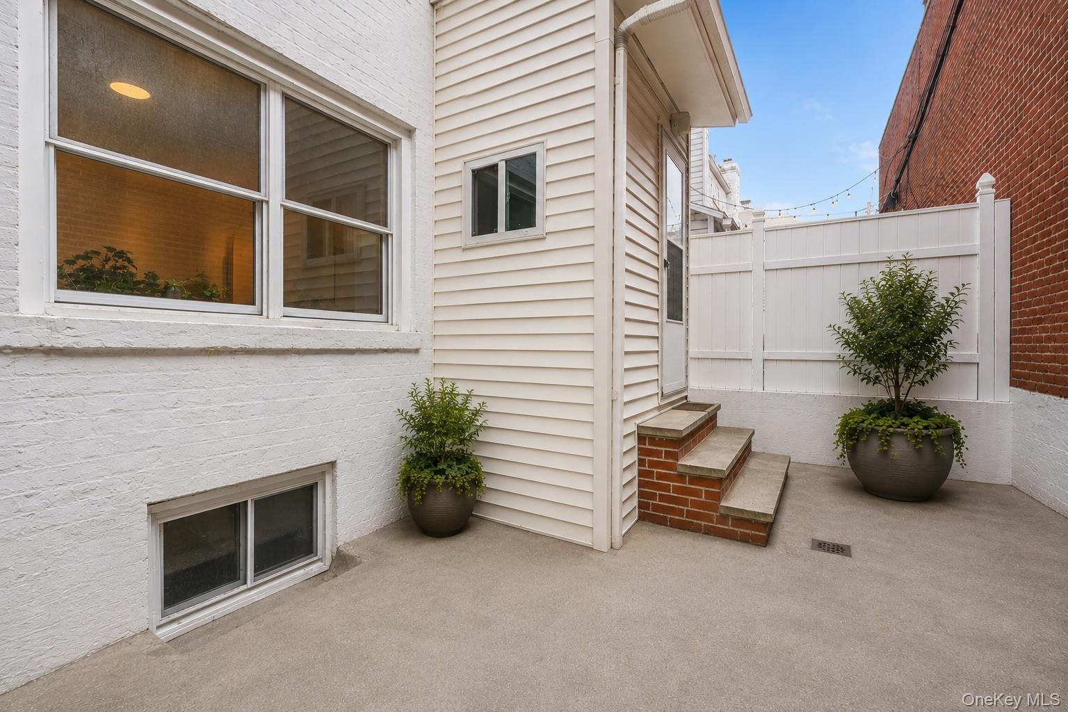 30-91 37th Street Property Photo 18