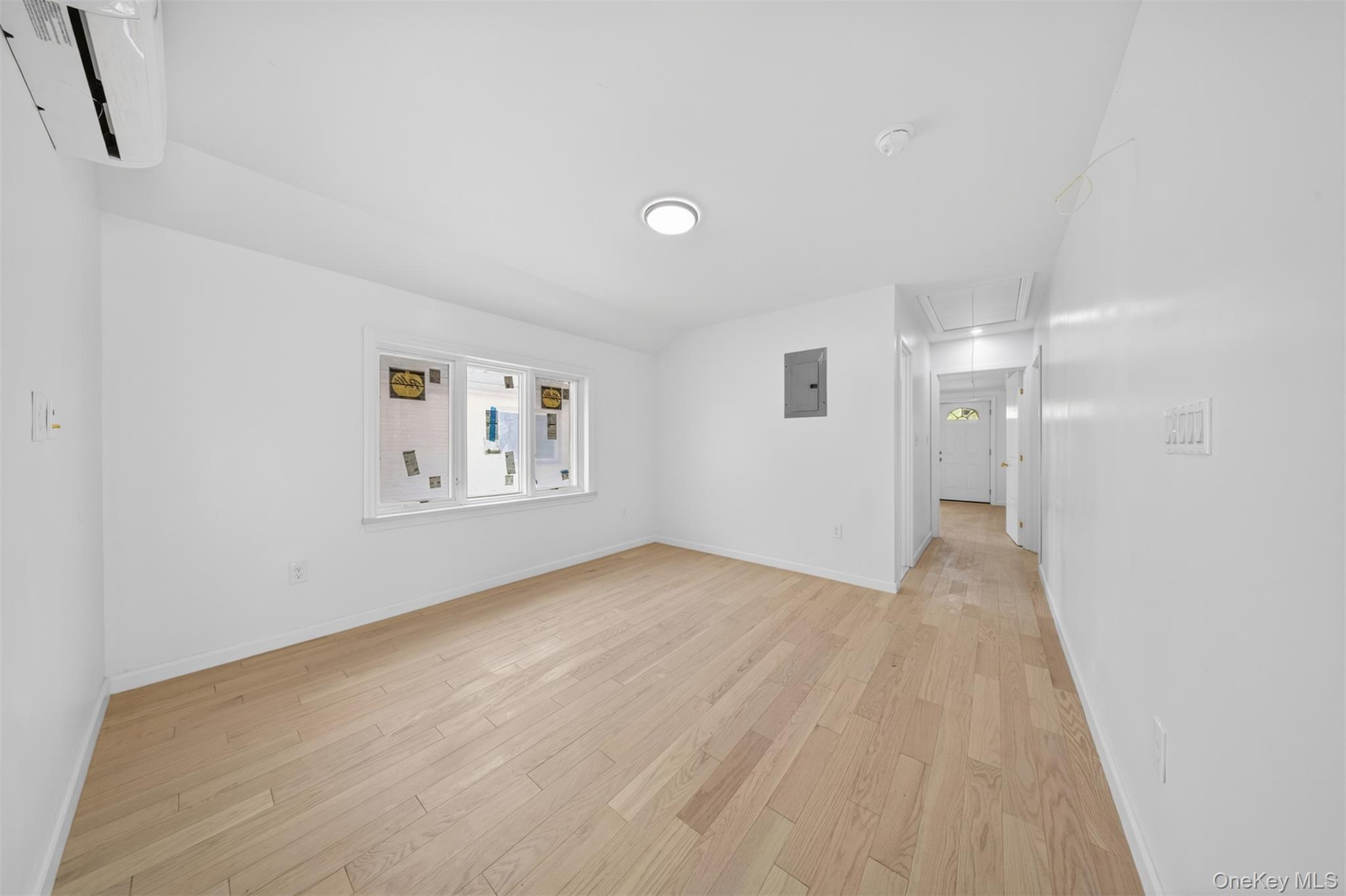 7732 168th Street Property Photo 15