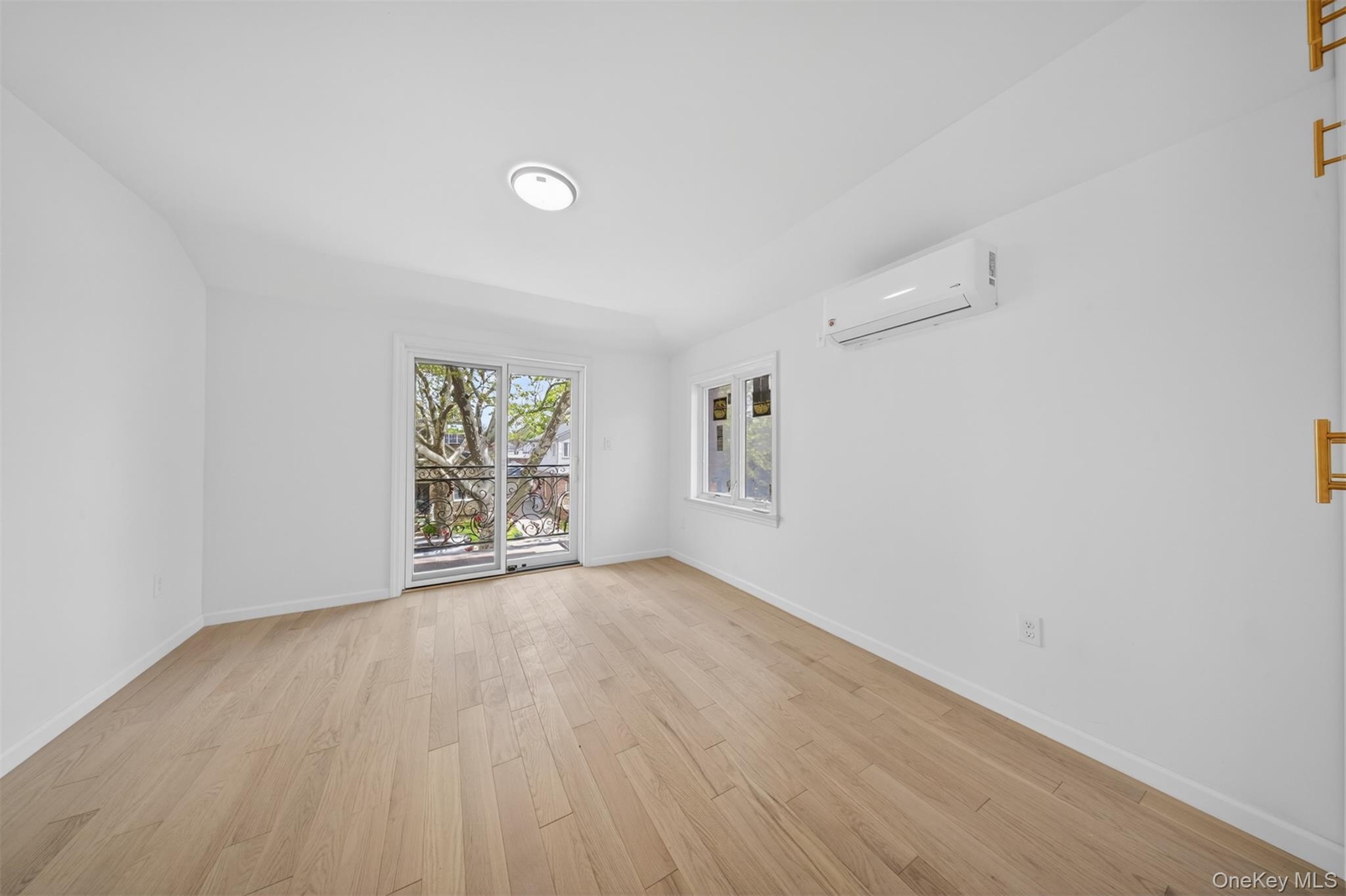 7732 168th Street Property Photo 21