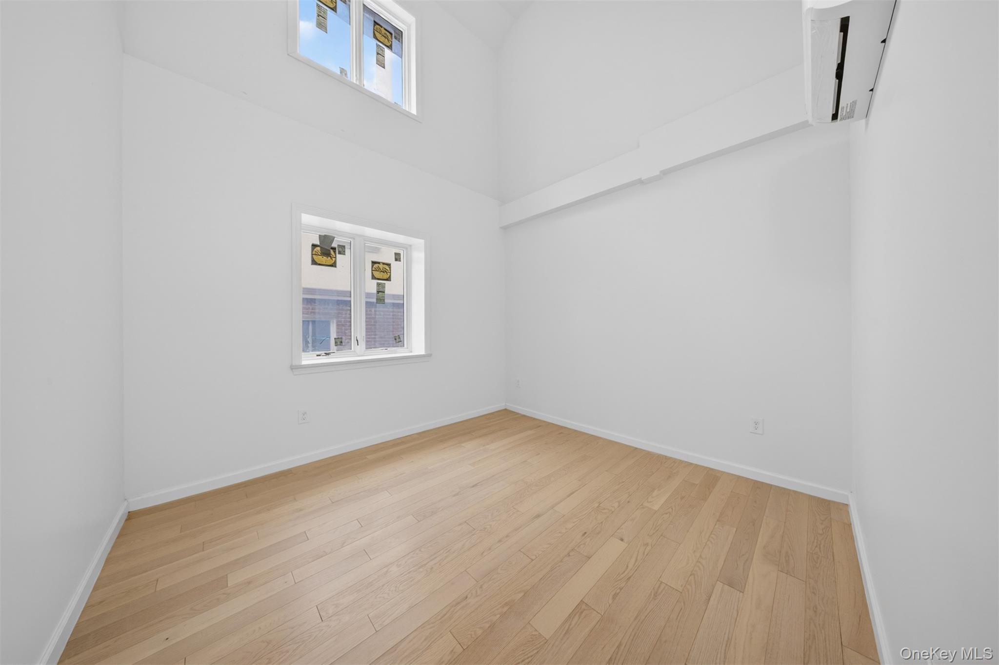 7732 168th Street Property Photo 31