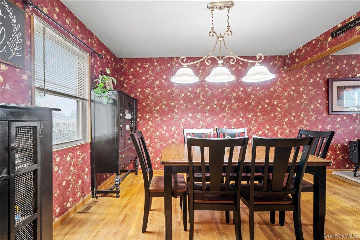 7 Laura Road Property Photo 17