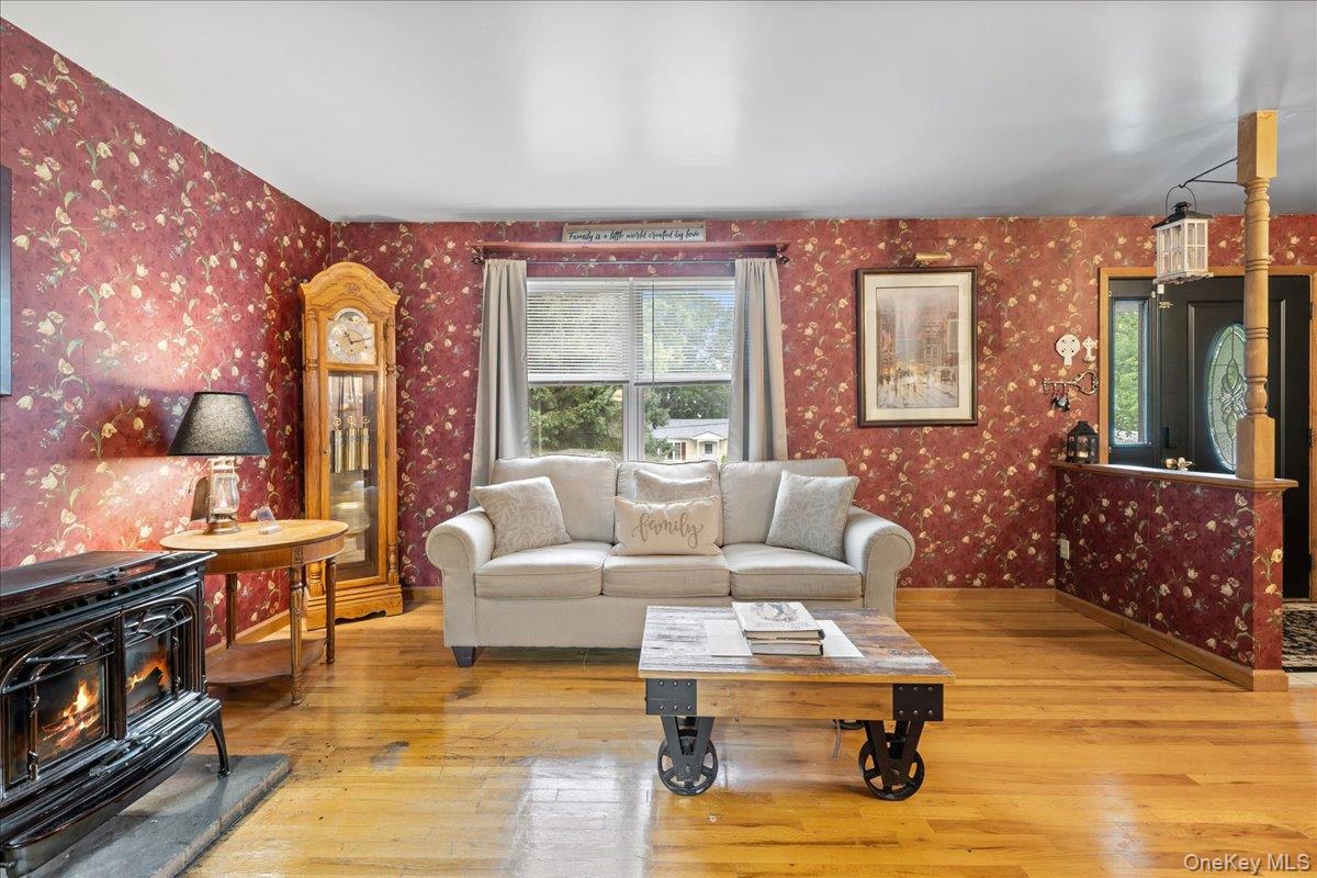 7 Laura Road Property Photo 25
