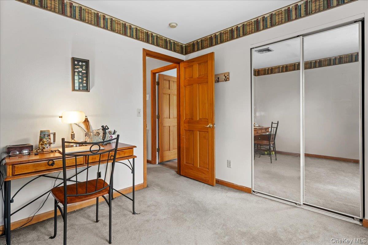7 Laura Road Property Photo 33