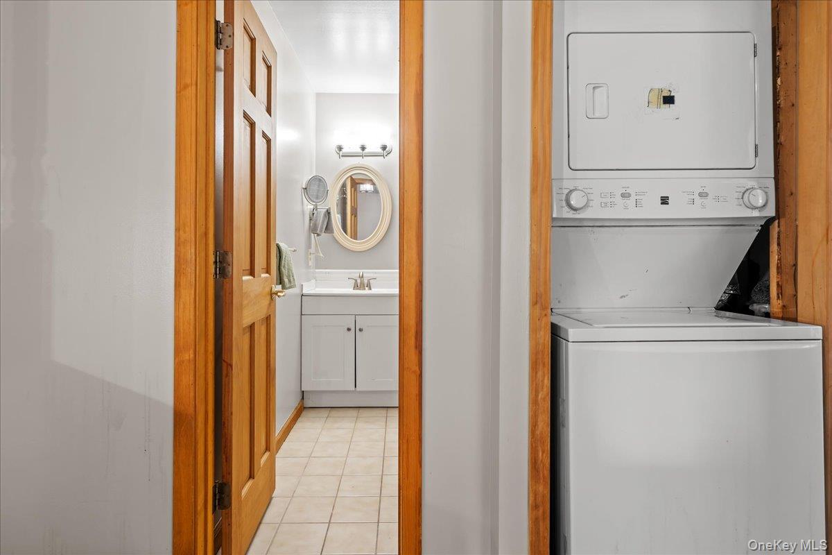 7 Laura Road Property Photo 38
