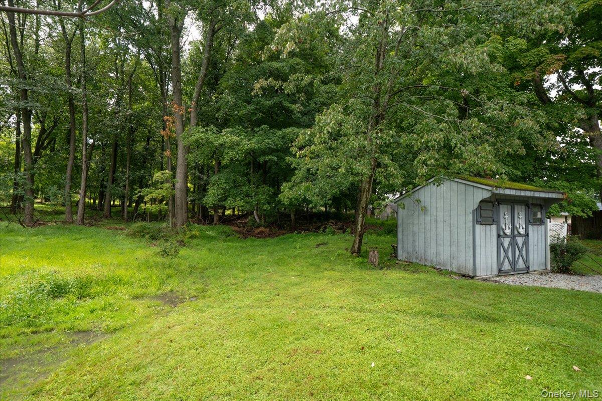 7 Laura Road Property Photo 44
