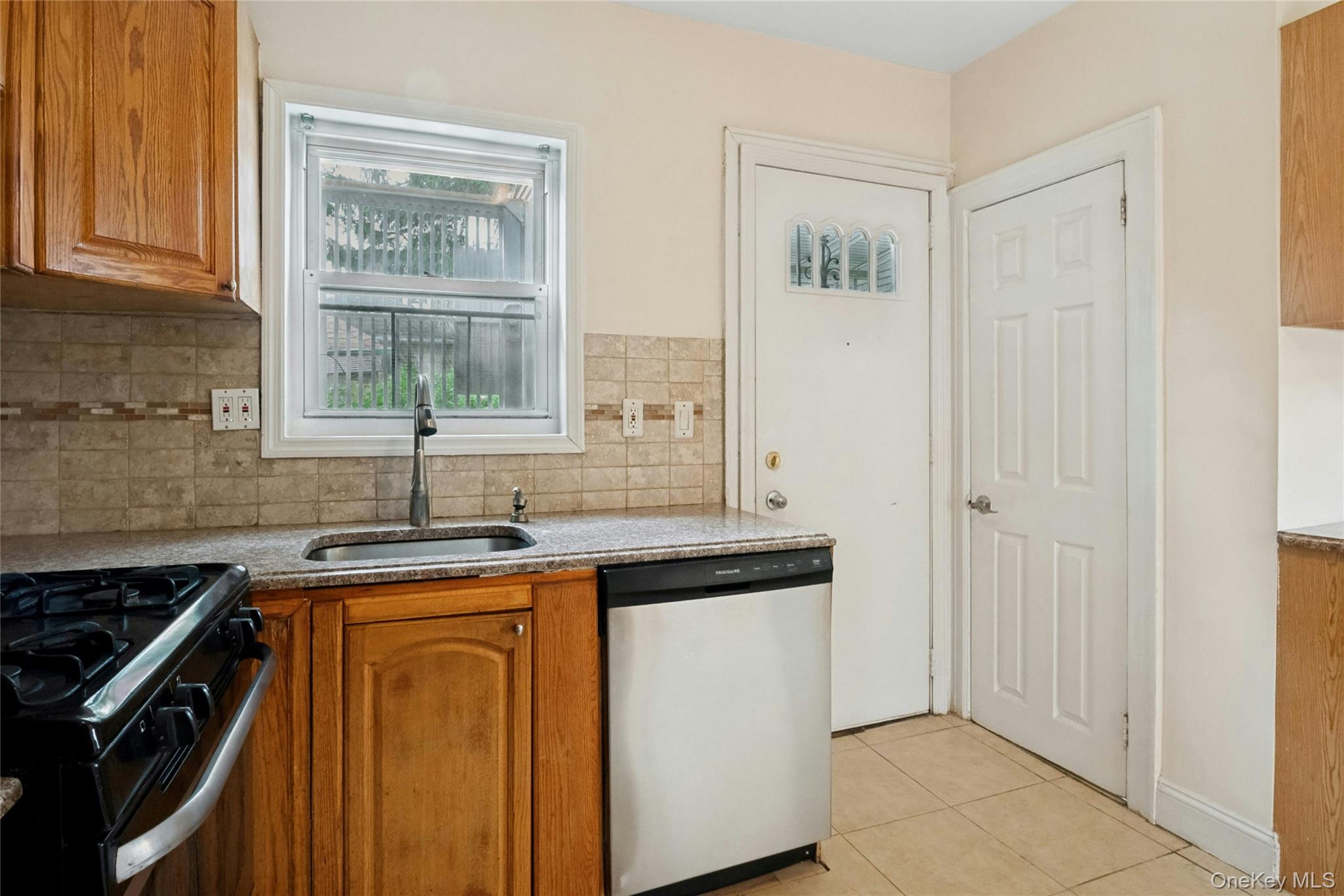 4041 Duryea Avenue Property Photo 15