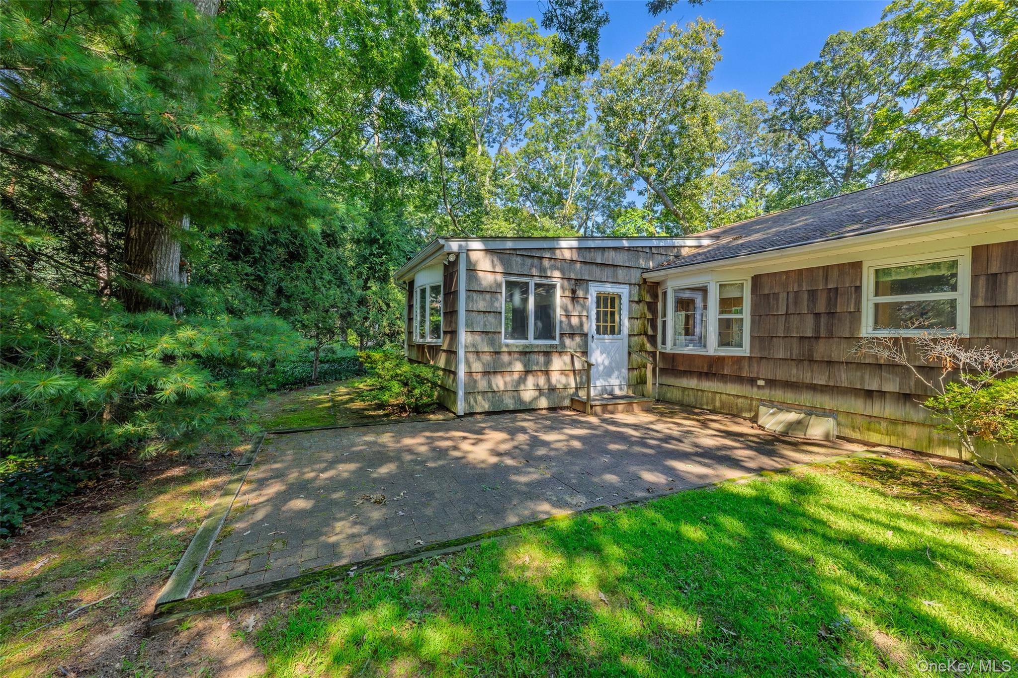 2625 Great Peconic Bay Boulevard Property Photo 9