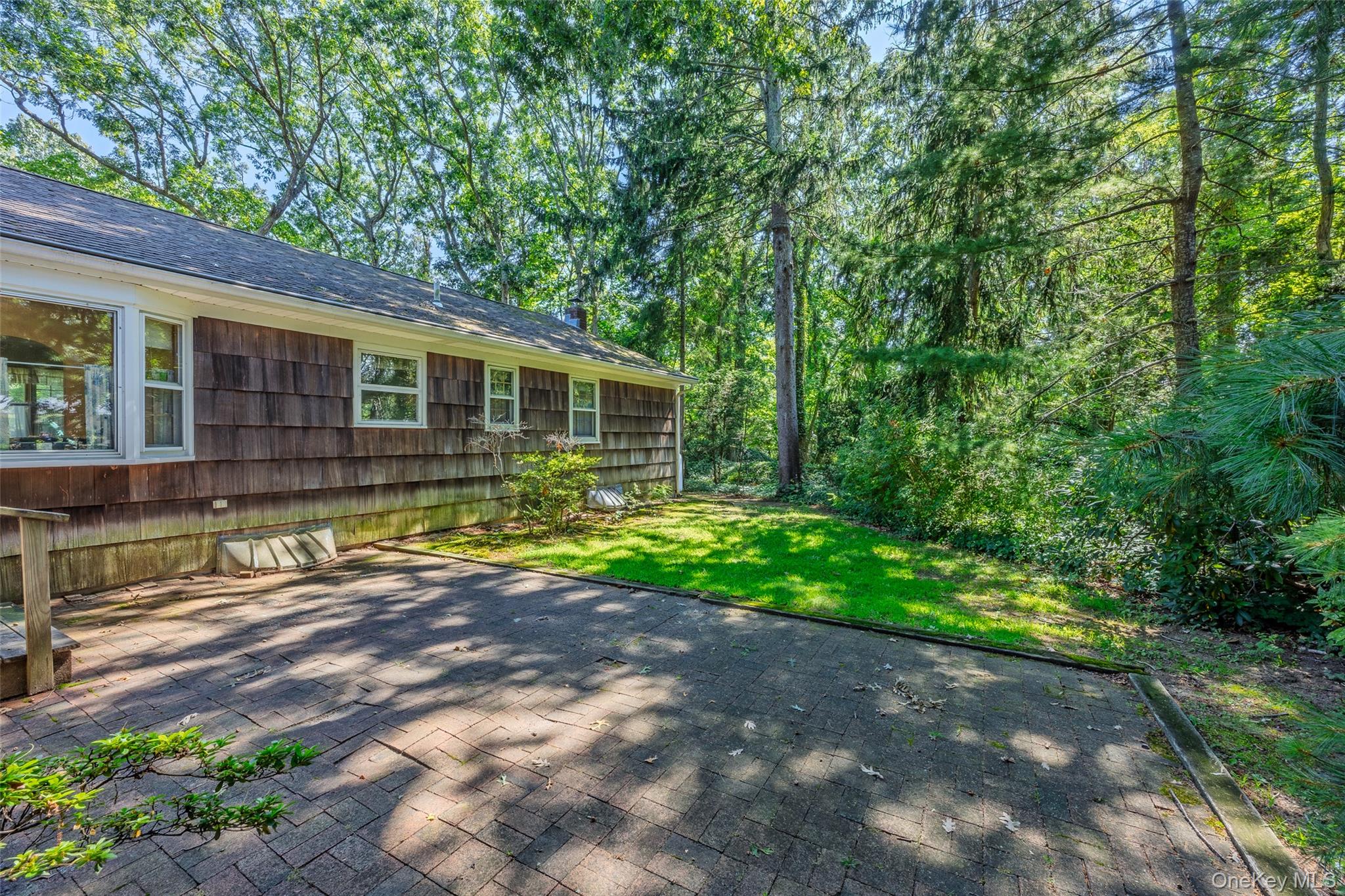 2625 Great Peconic Bay Boulevard Property Photo 10