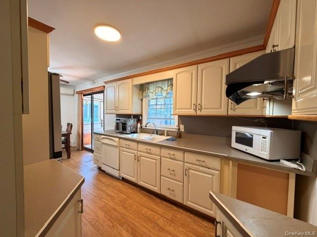 3 Elm Street Property Photo 6