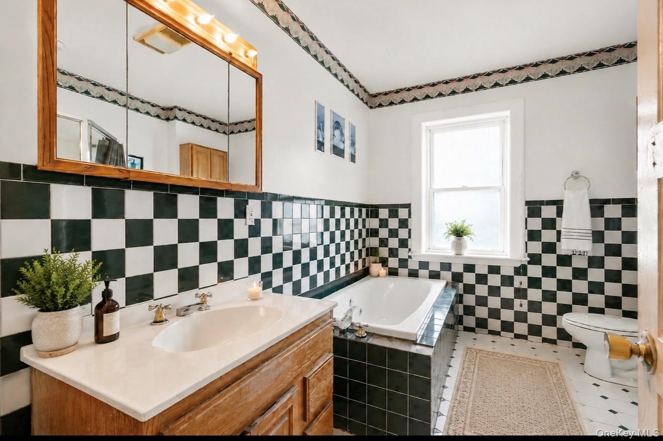 11 Winfield Avenue Property Photo 20