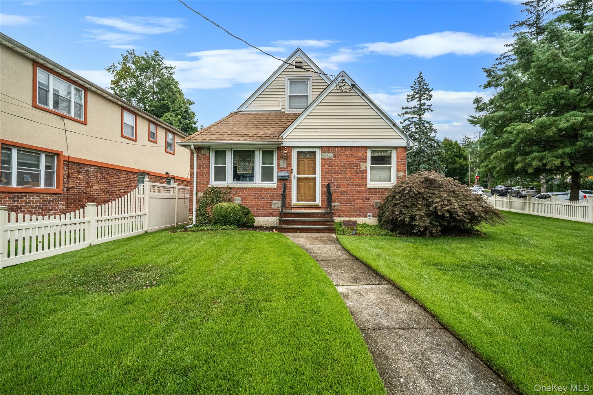 4137 247th Street Property Photo 2
