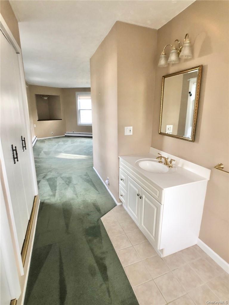 72 Stewart Avenue Property Photo 9