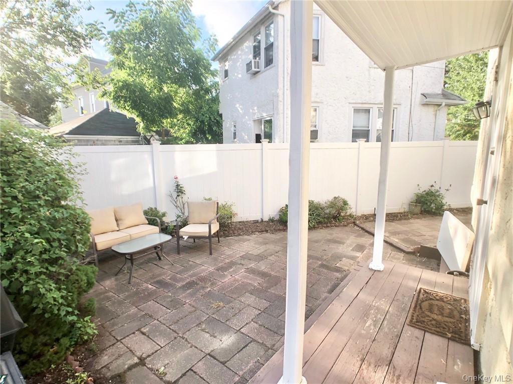 72 Stewart Avenue Property Photo 15