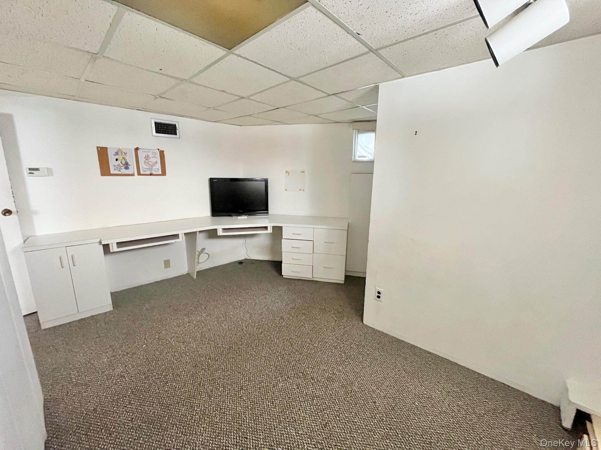 72 Stewart Avenue Property Photo 23