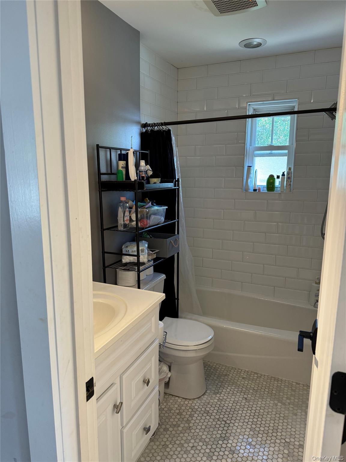 282 High Avenue Property Photo 13