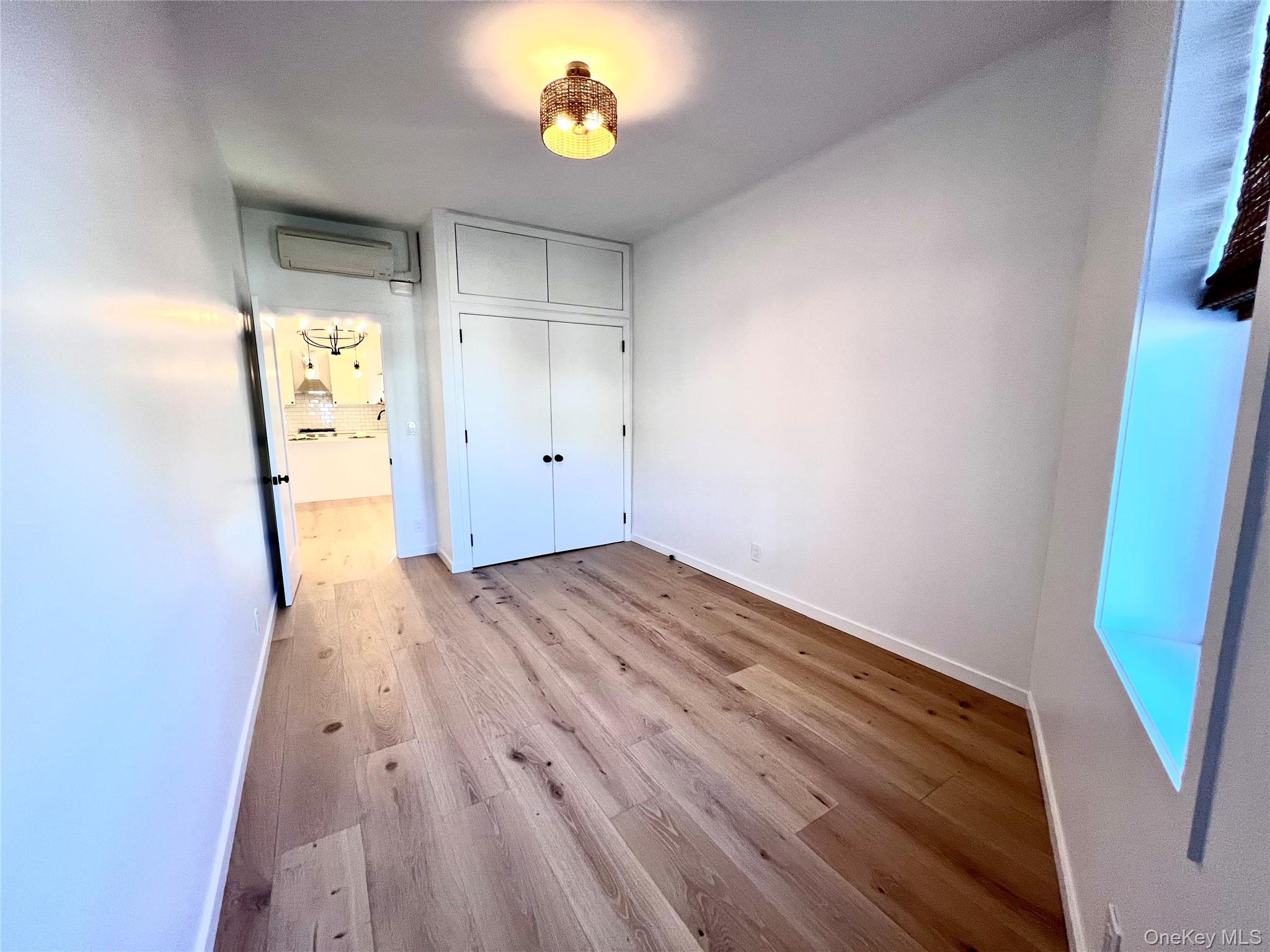490-492 Plandome Road Property Photo 4