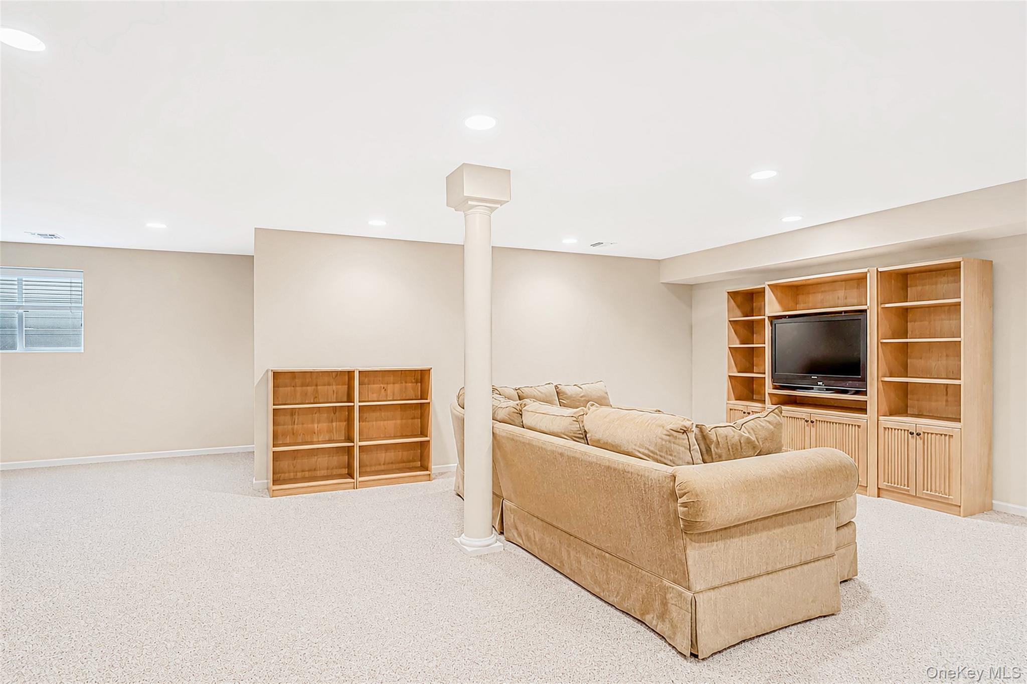 602 Bardini Drive Property Photo 33