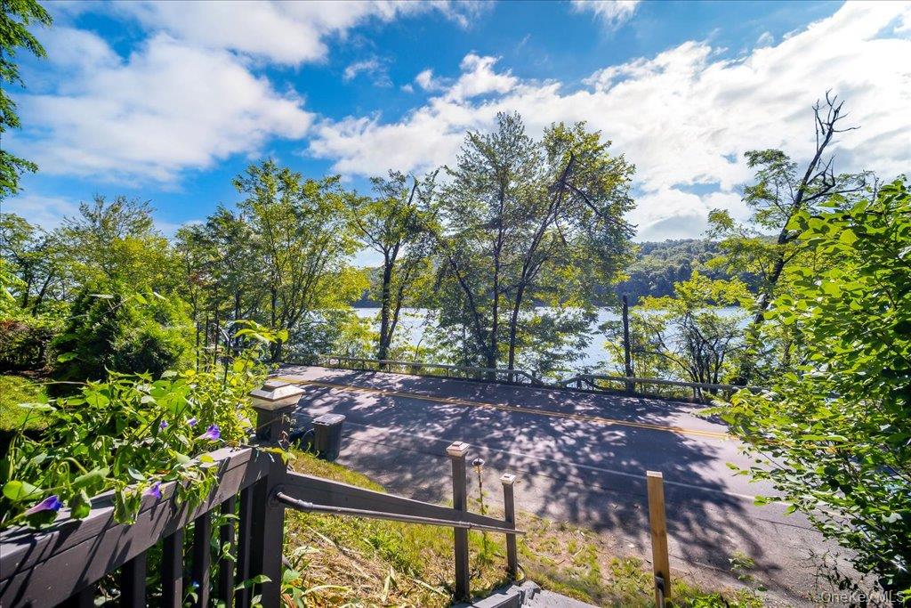 570 Lakes Road Property Photo 31