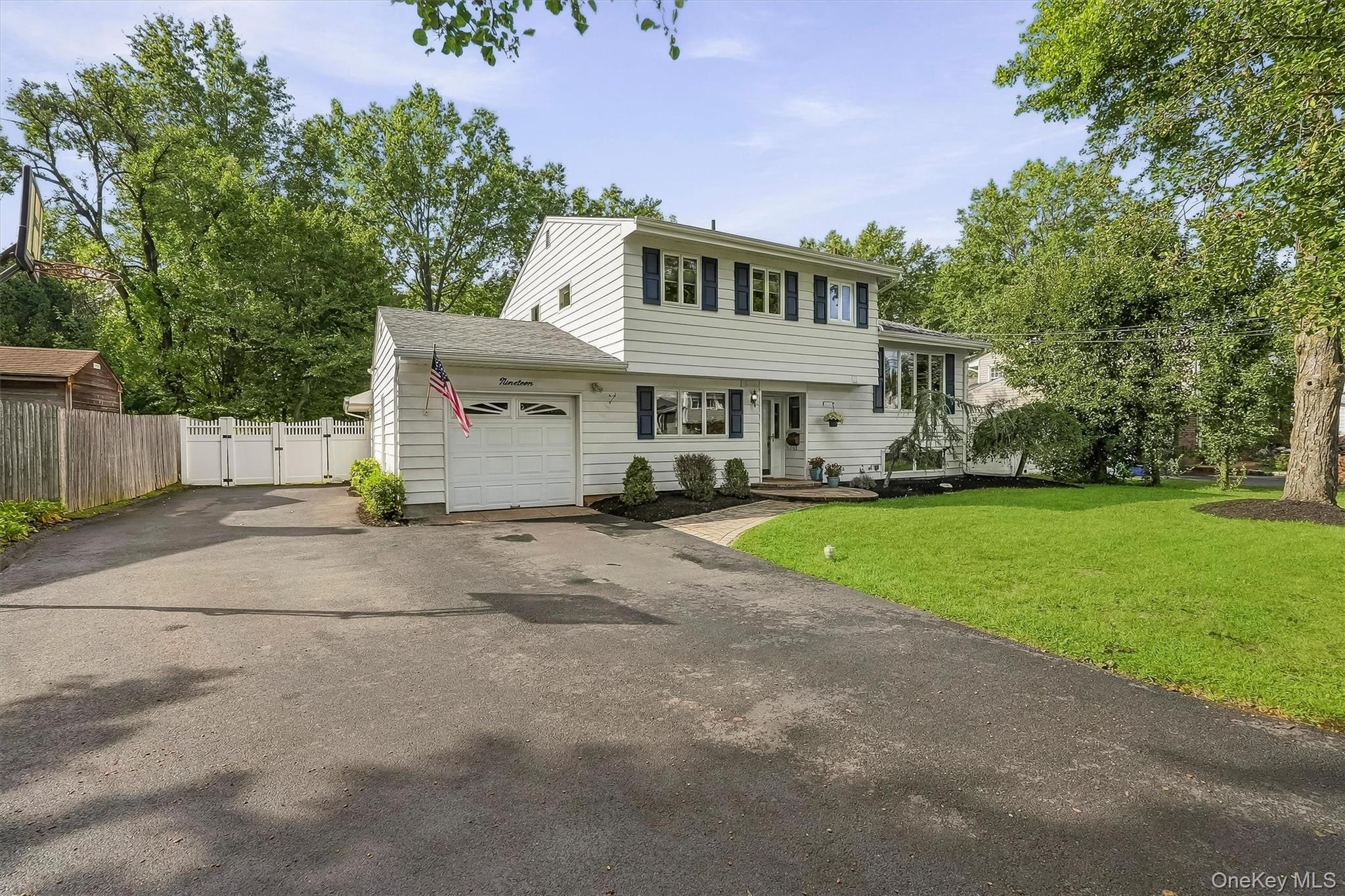 19 Dutch Hollow Drive Property Photo 3