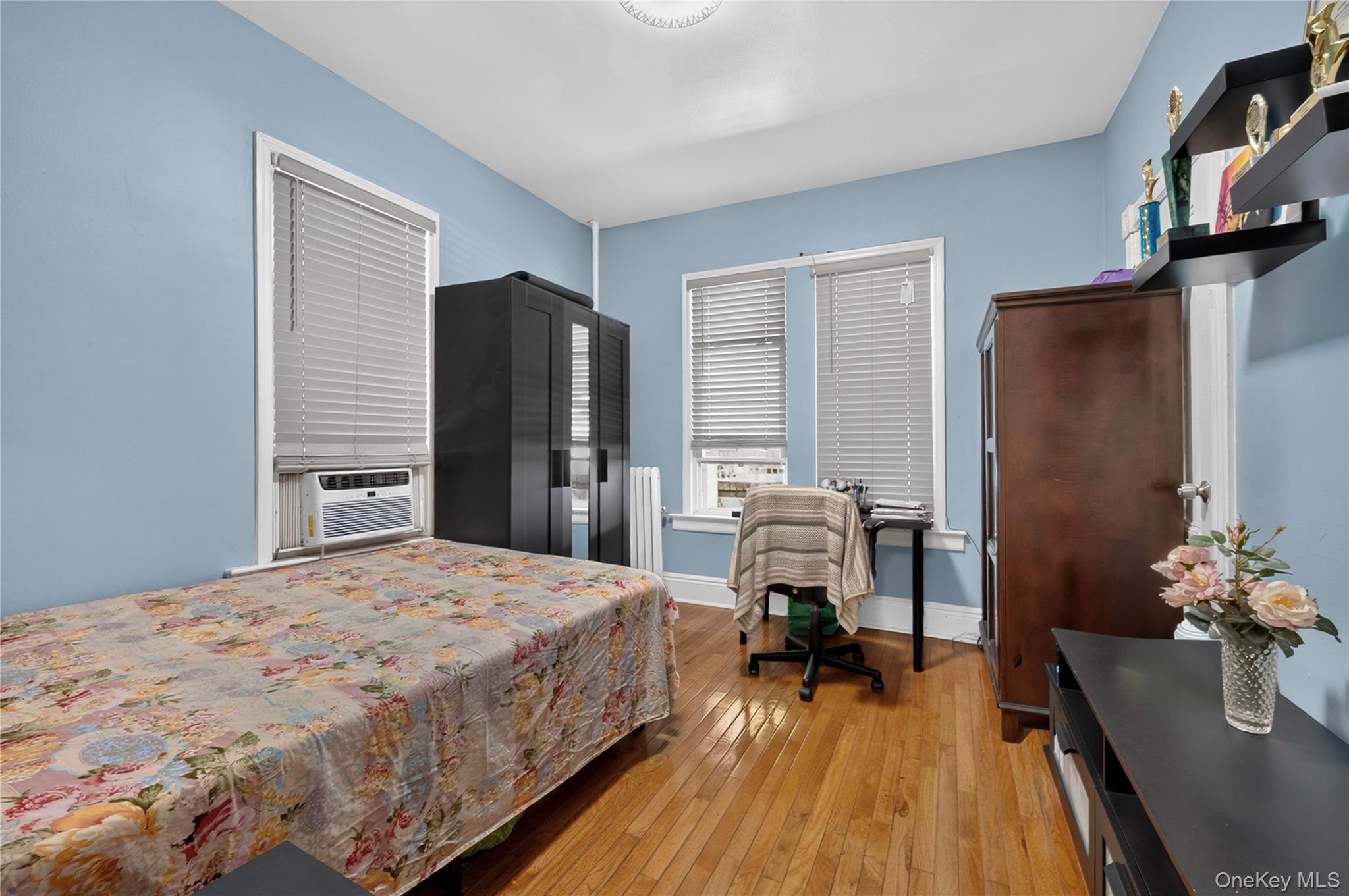 9216 173rd Street Property Photo 9