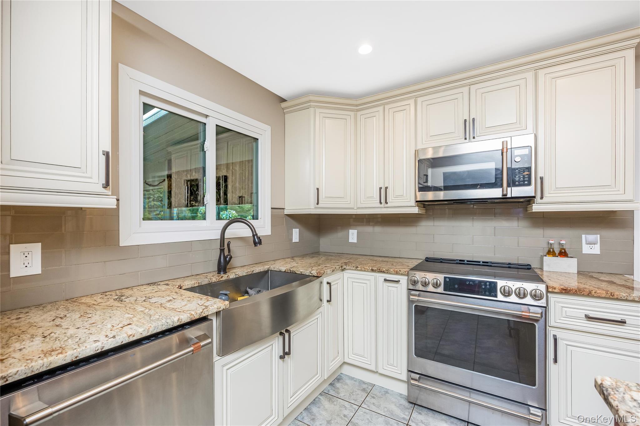 15 Melrose Lane Property Photo 12