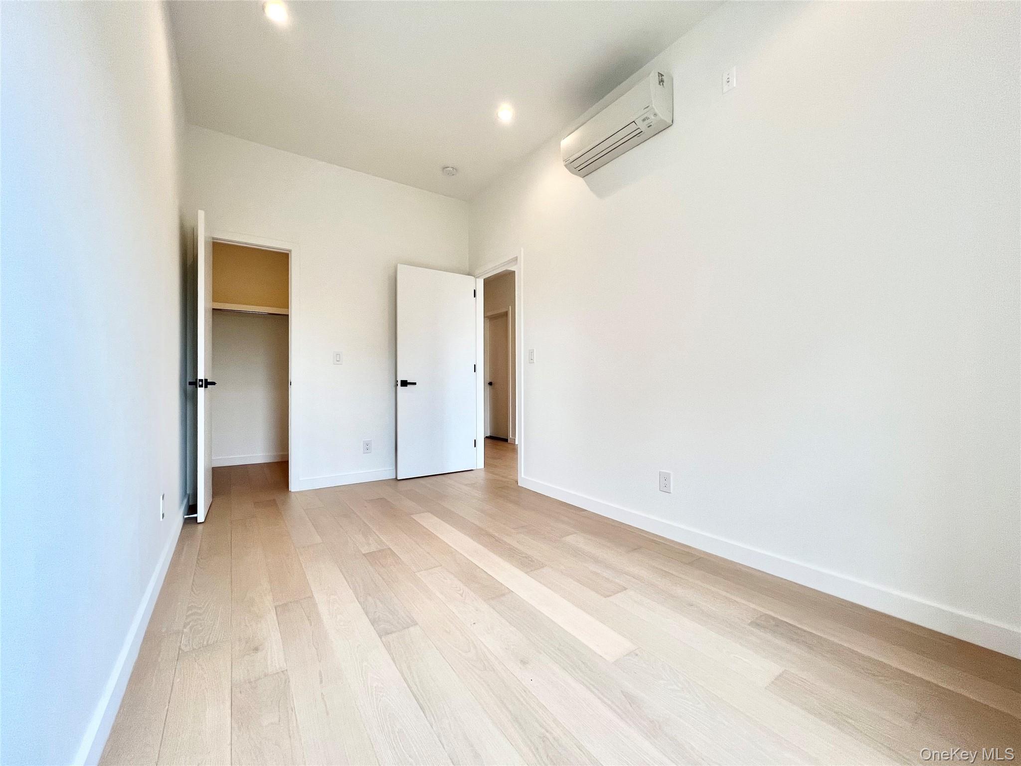 427 Metropolitan Avenue Property Photo 5
