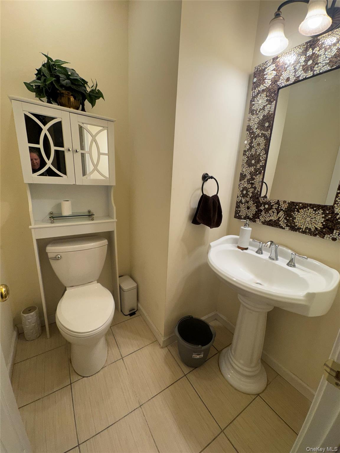28 Hidden Creek Boulevard Property Photo 3