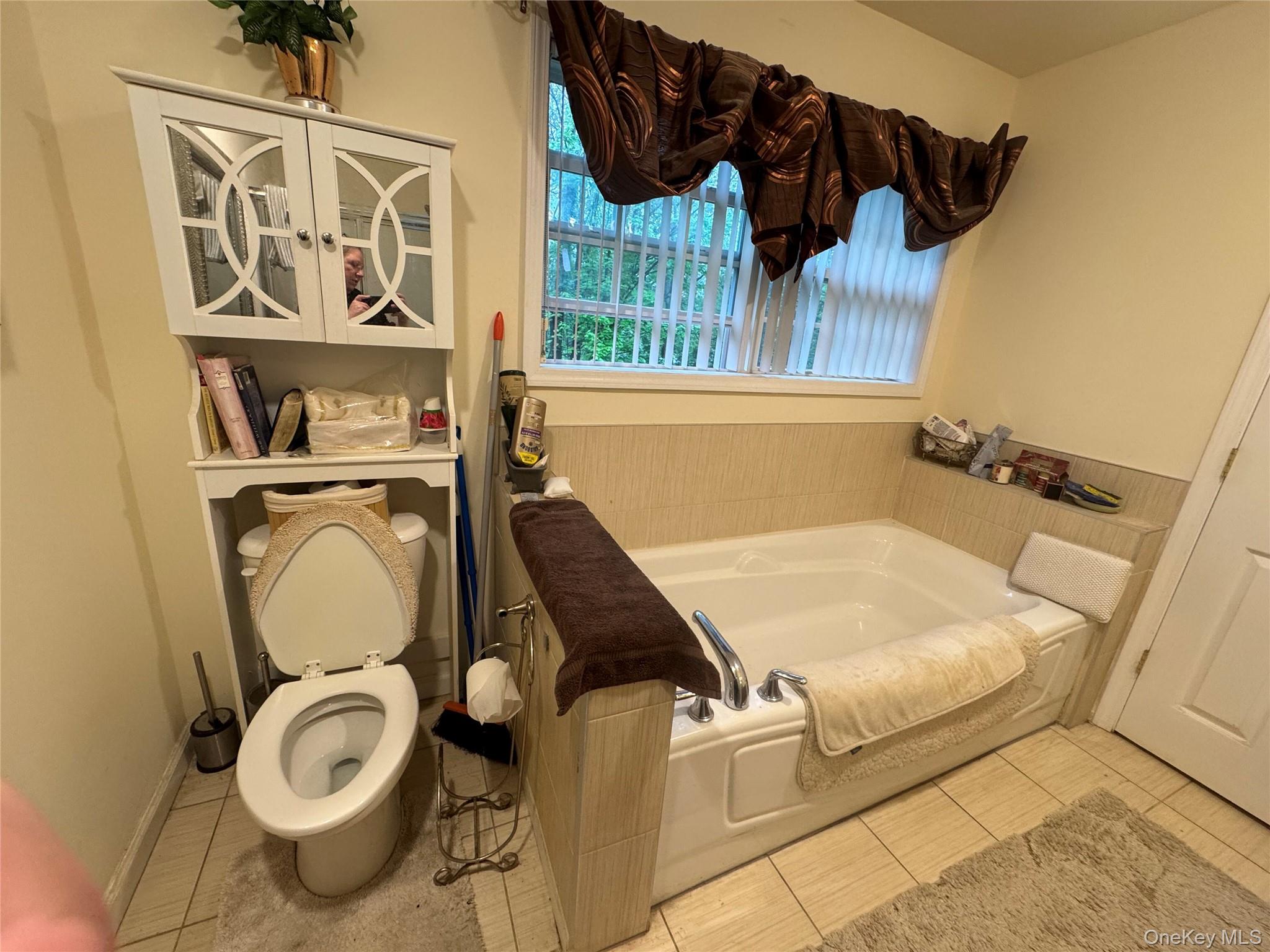 28 Hidden Creek Boulevard Property Photo 7