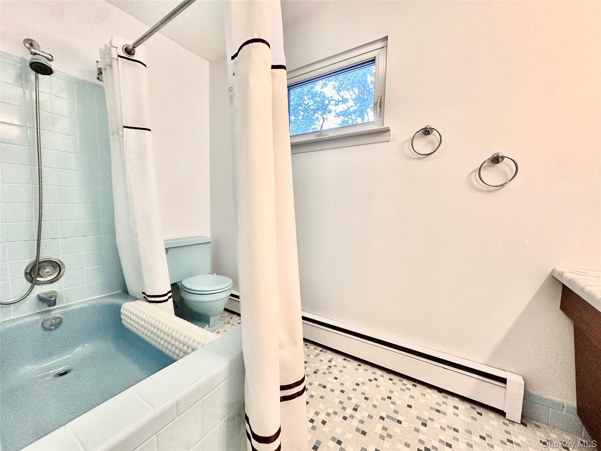 22 Sheppard Lane B Property Photo 13