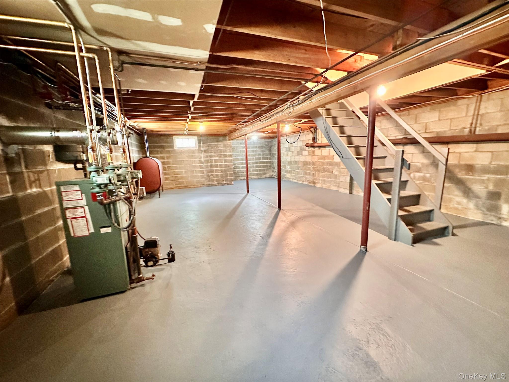 22 Sheppard Lane B Property Photo 16