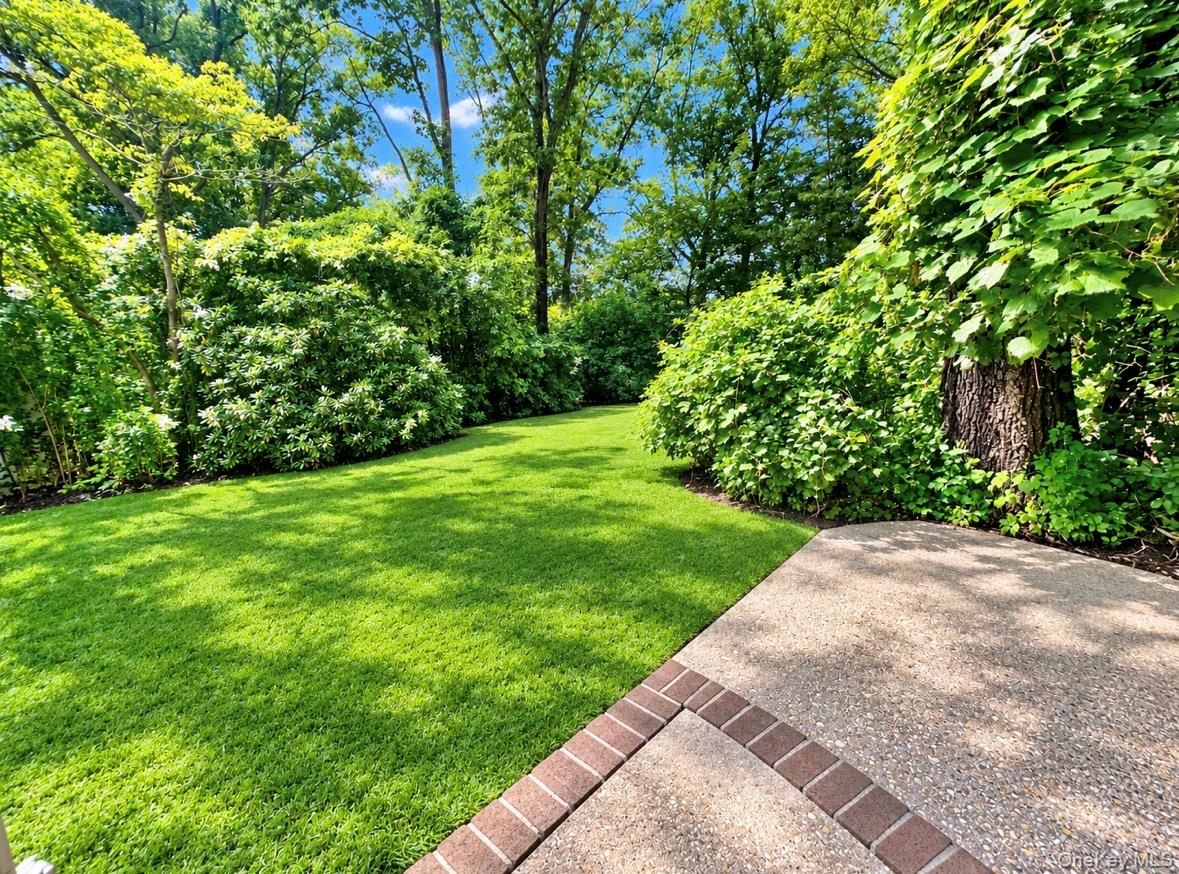 22 Sheppard Lane B Property Photo 17