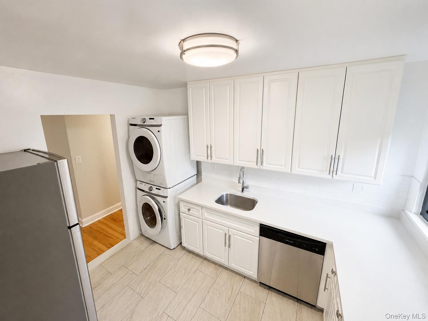125 Central Avenue C9 Property Photo 10