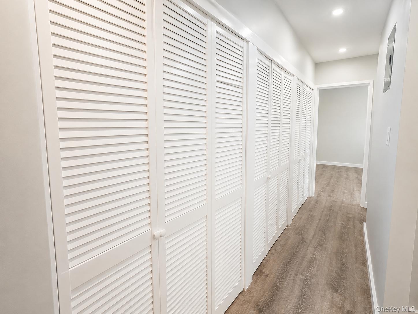555 Broadway 1i Property Photo 11