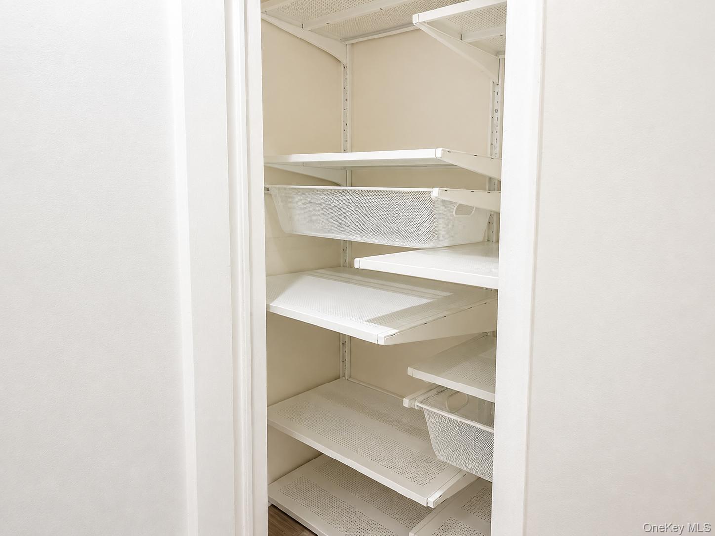 555 Broadway 1i Property Photo 12