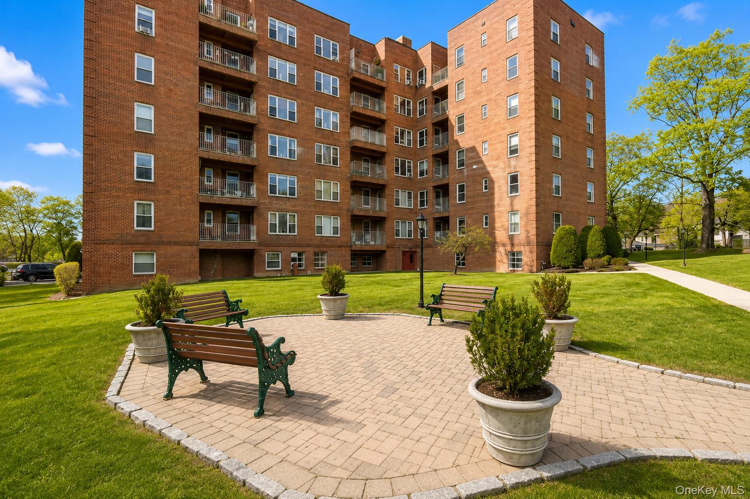 555 Broadway 1i Property Photo 15