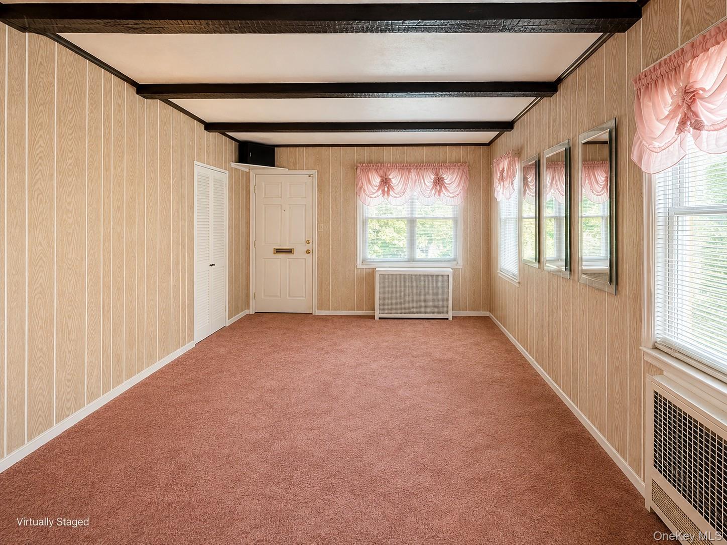 8042 260th Street Property Photo 9
