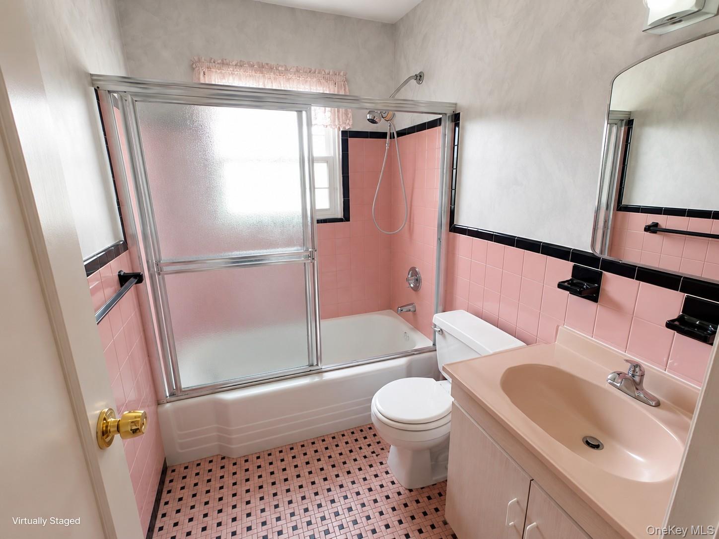 8042 260th Street Property Photo 13