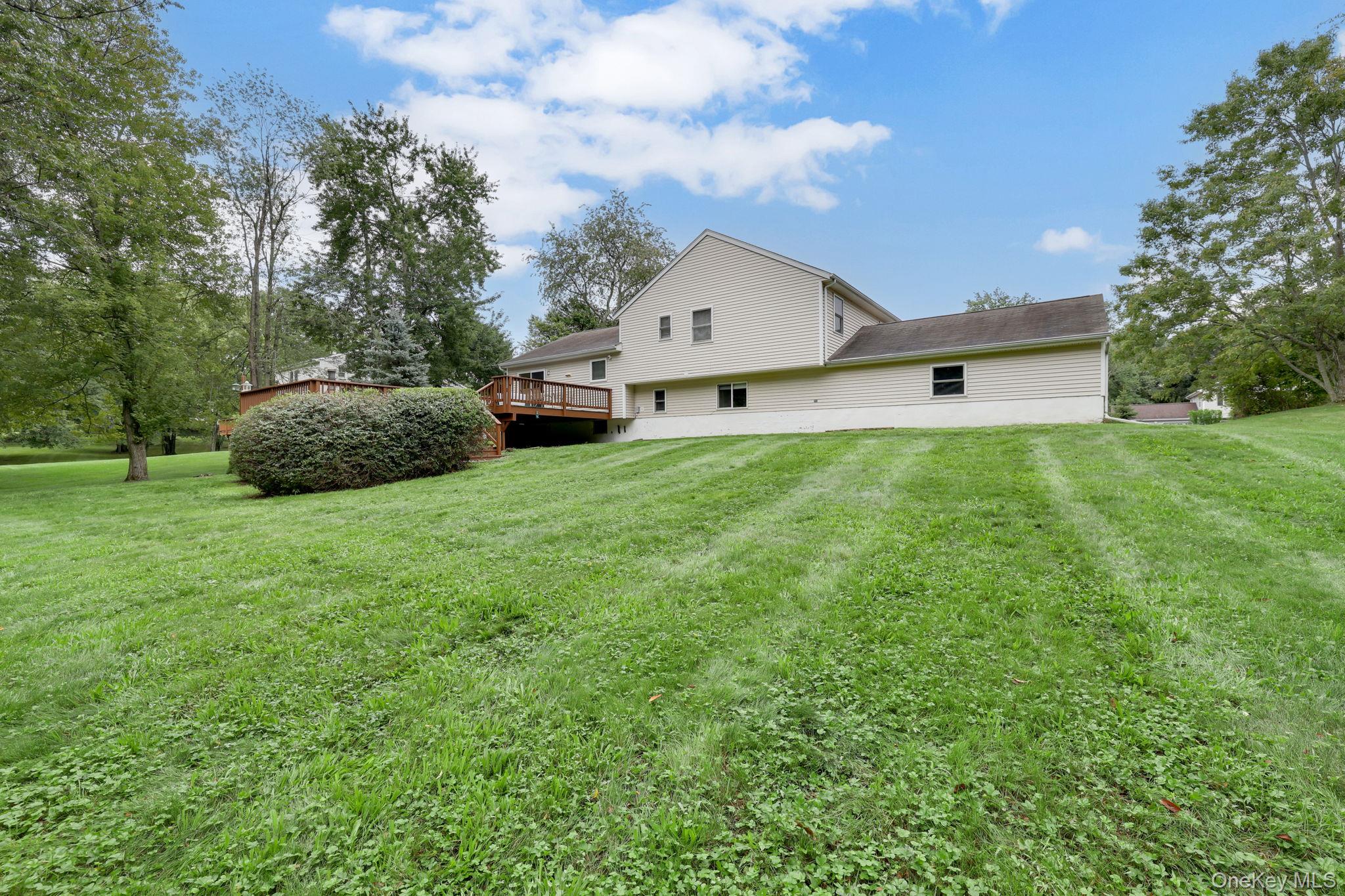 101 Lexington Drive Property Photo 32