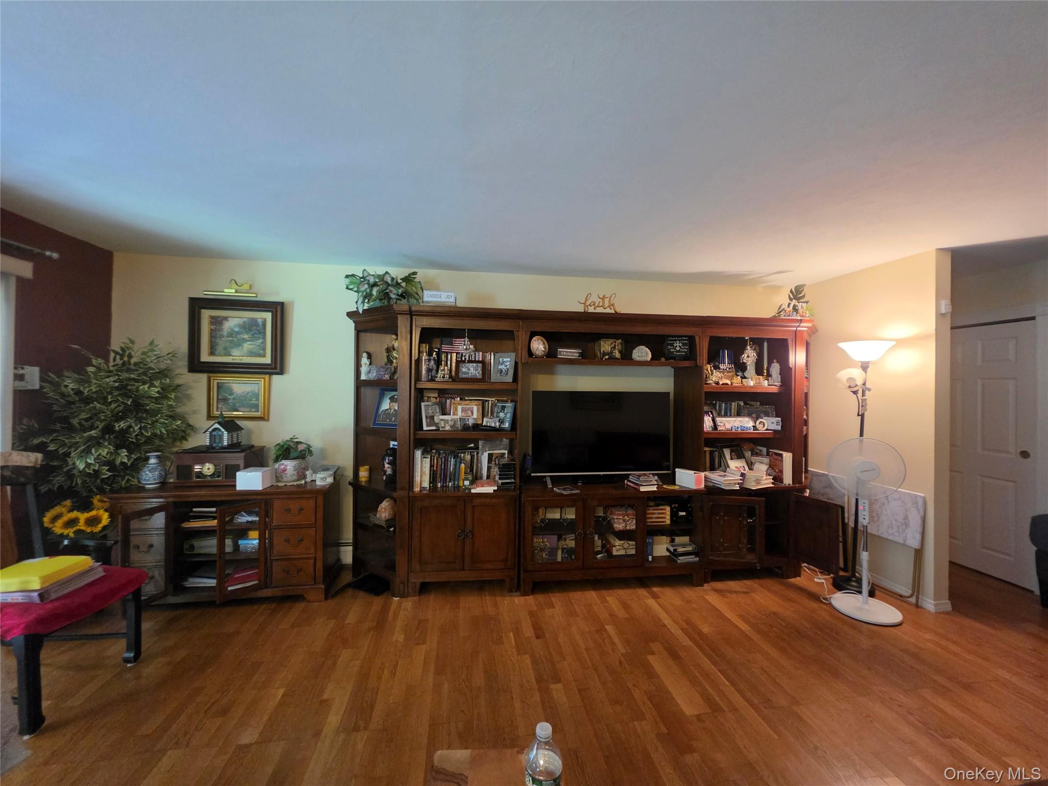 5 Secora F2 Property Photo 15