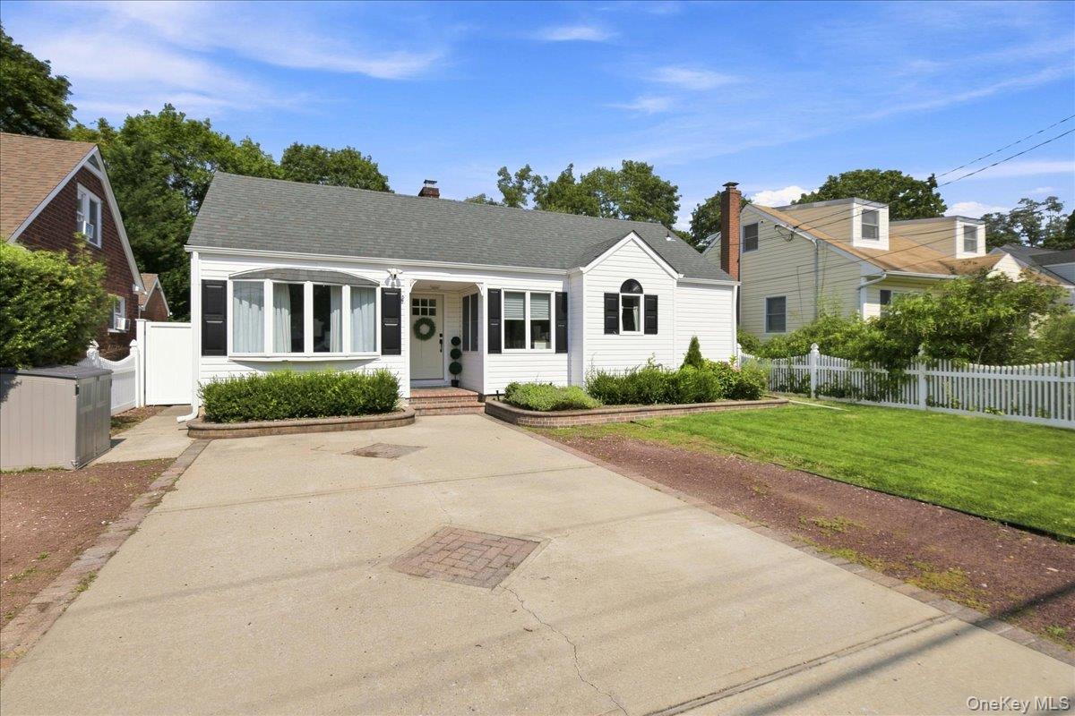 51 Dawson Avenue Property Photo 1