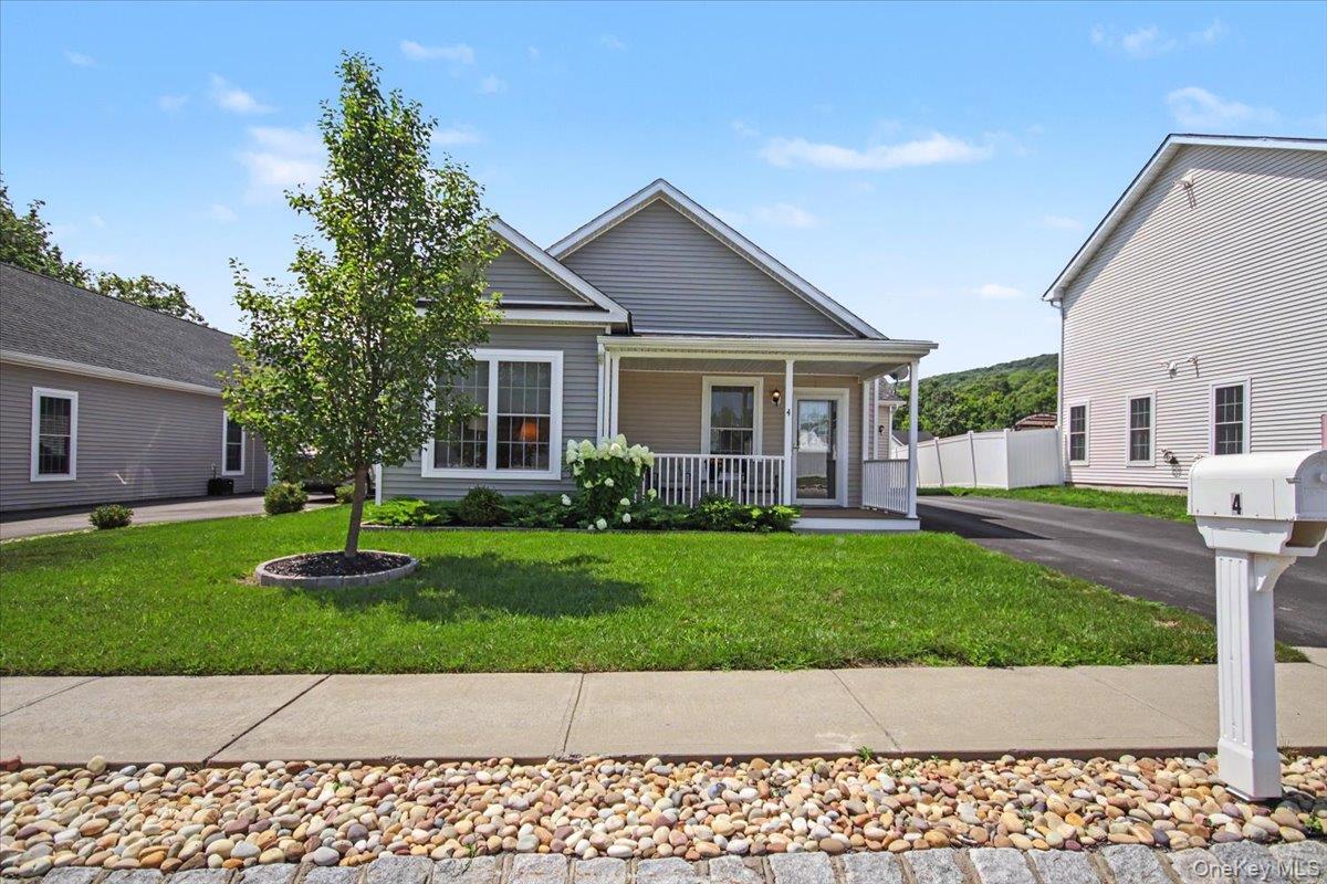 4 Alex Court Property Photo 3