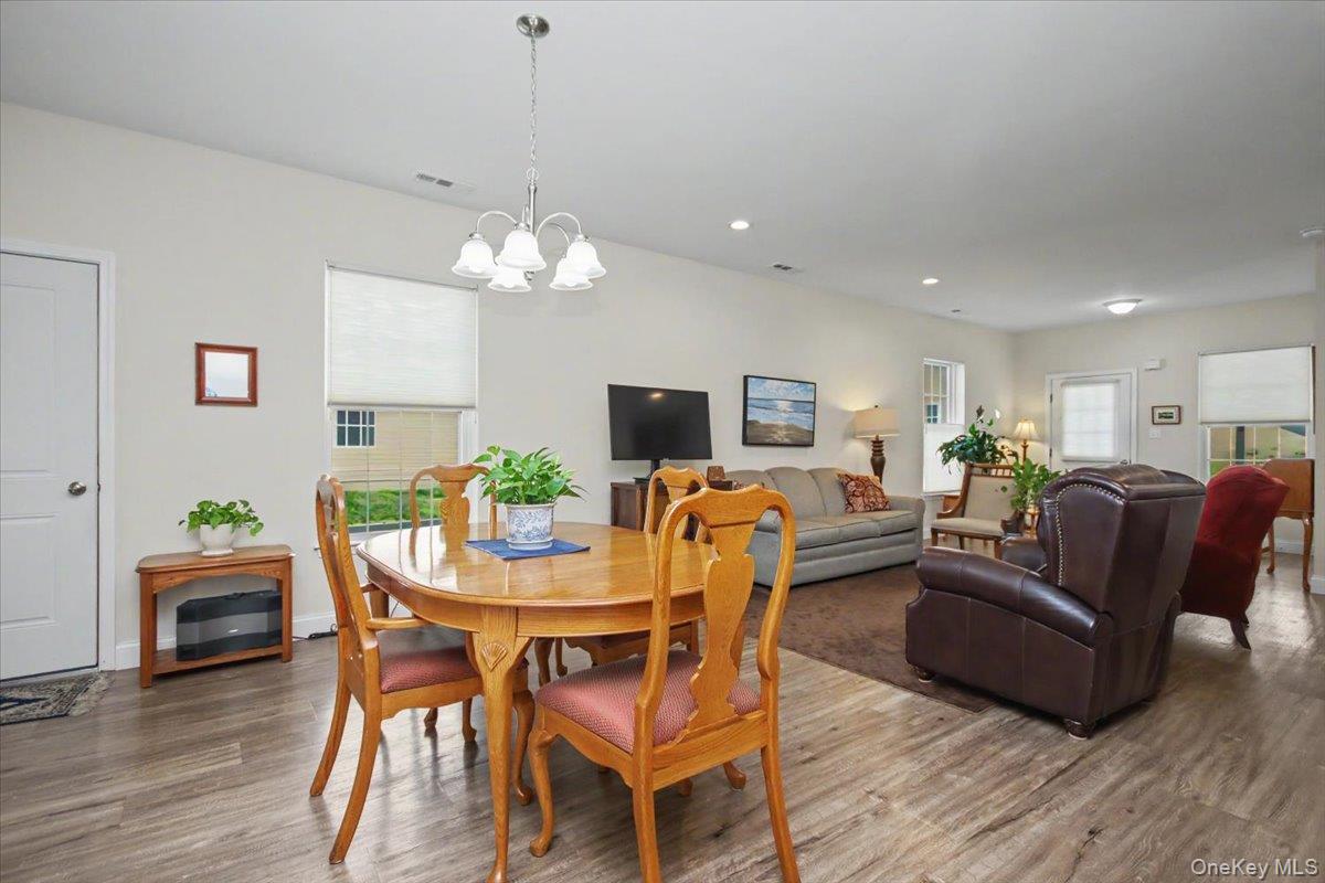 4 Alex Court Property Photo 13