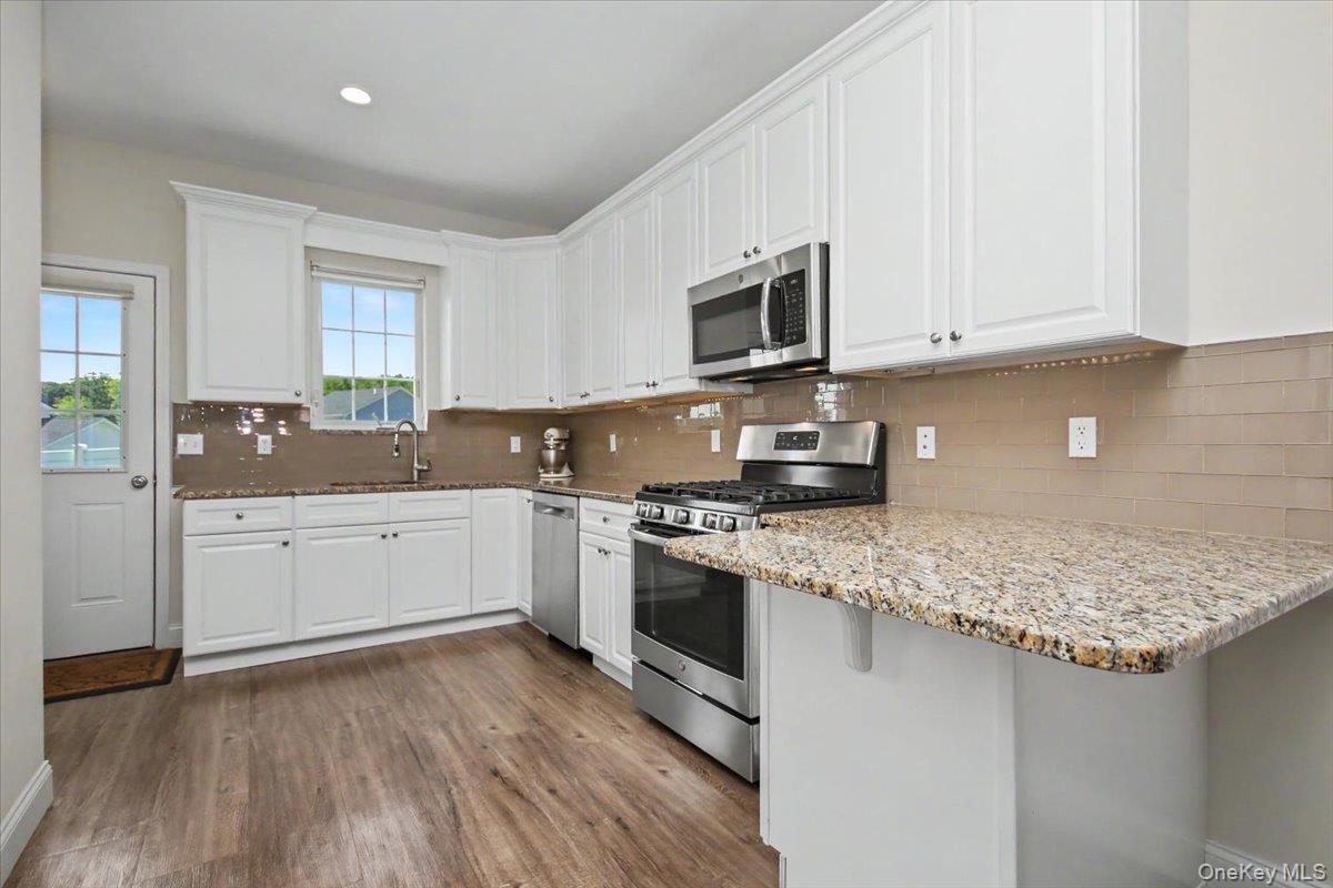 4 Alex Court Property Photo 16