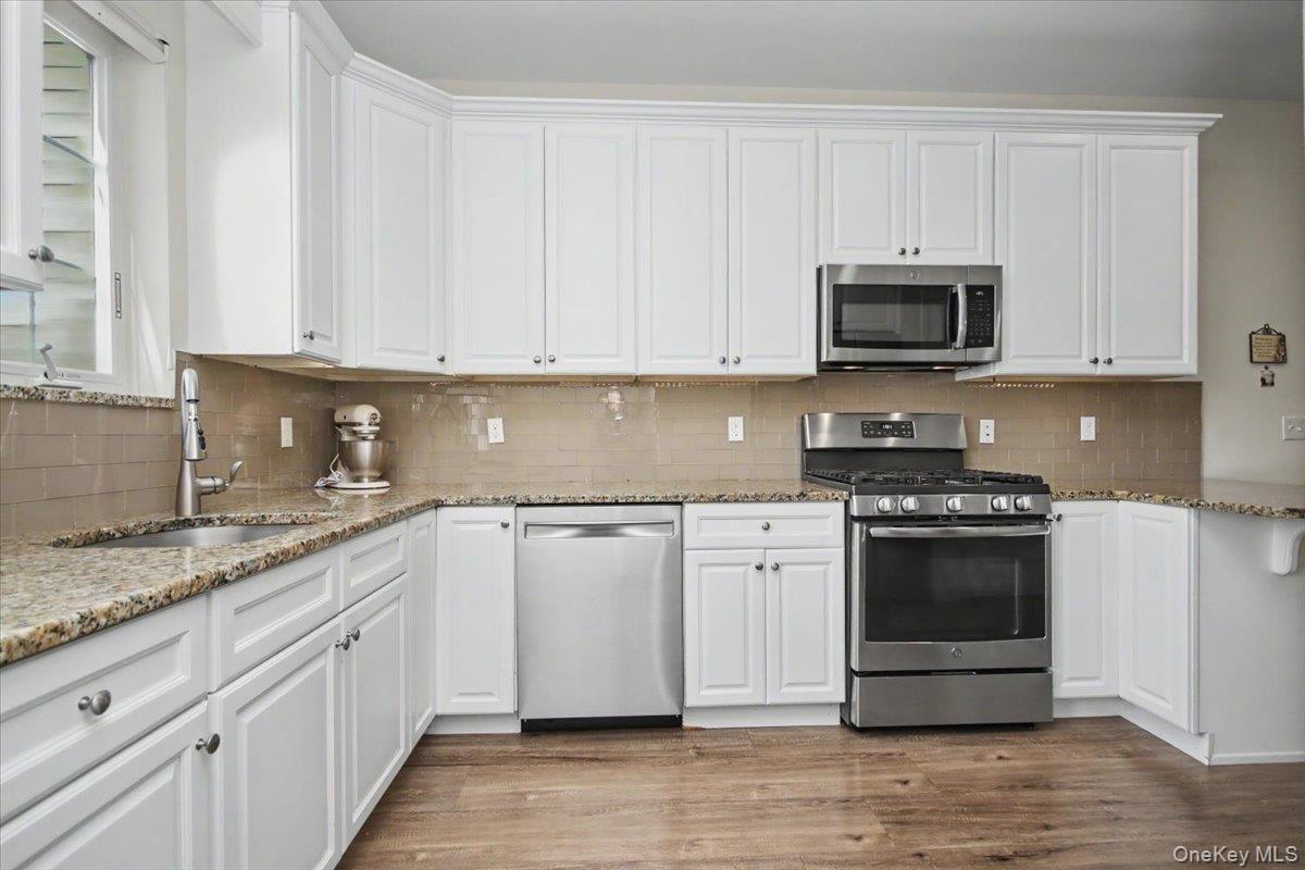 4 Alex Court Property Photo 17
