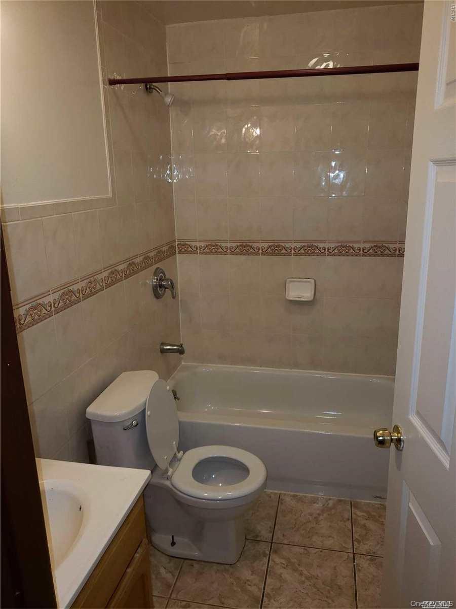190 Stuyvesant Avenue Property Photo 4