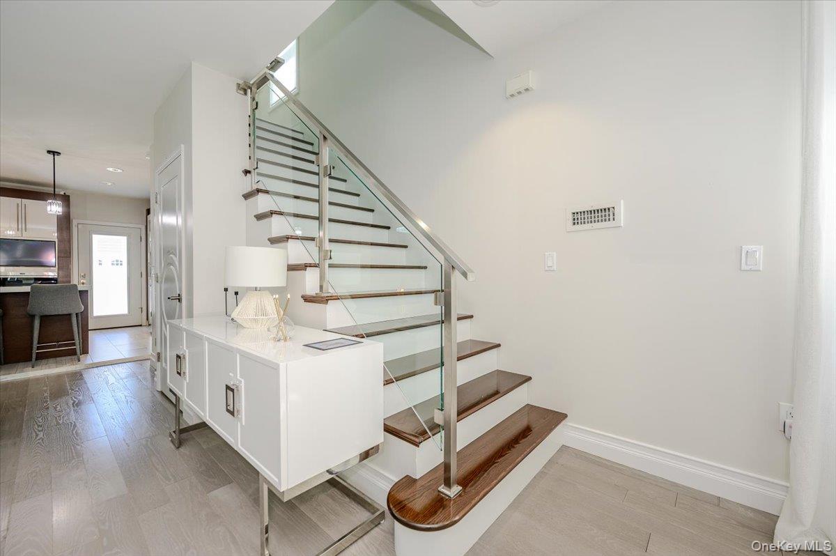 8941 240th Street Property Photo 13