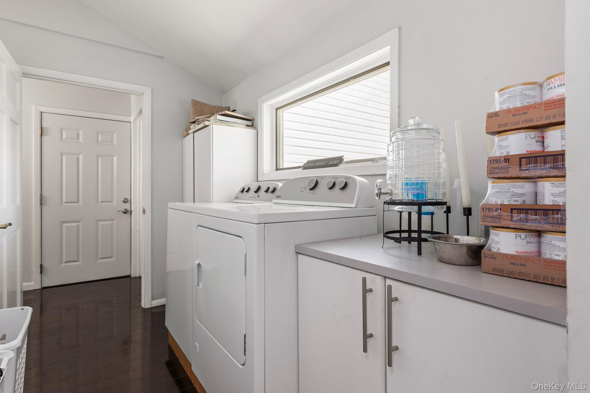 1107 Jefferson Avenue Property Photo 17